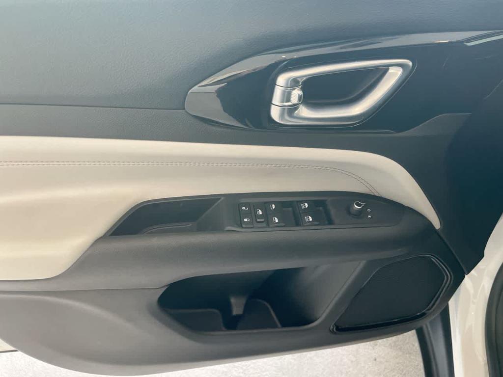 used 2024 Jeep Compass car, priced at $23,684