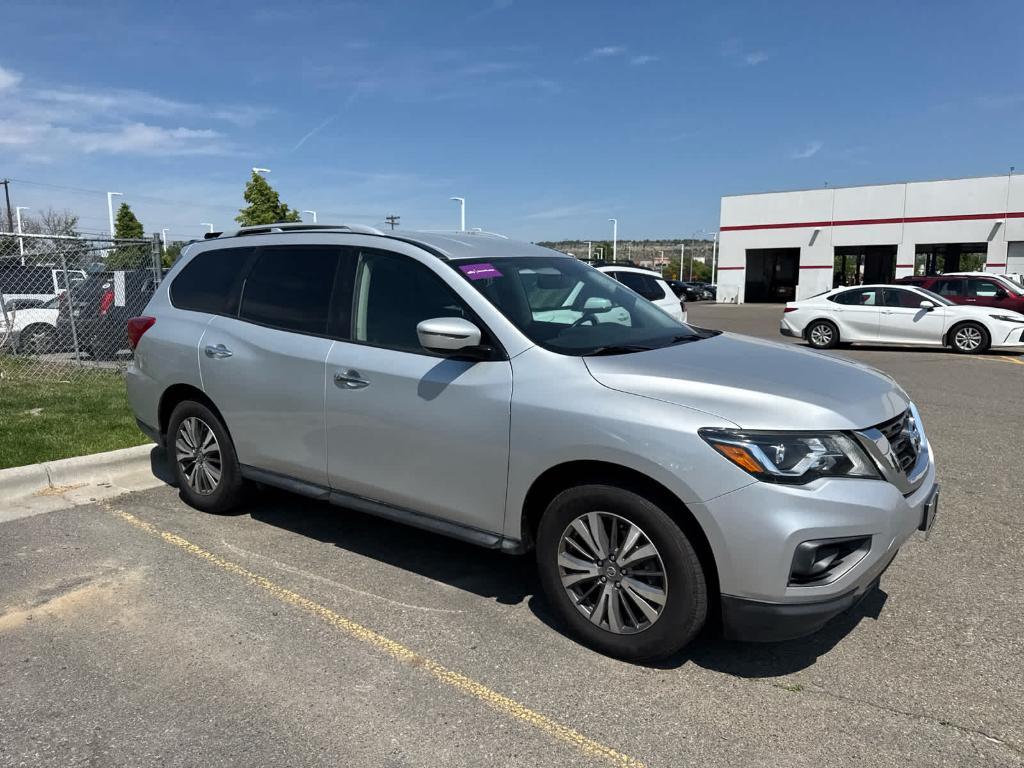 used 2020 Nissan Pathfinder car, priced at $19,631