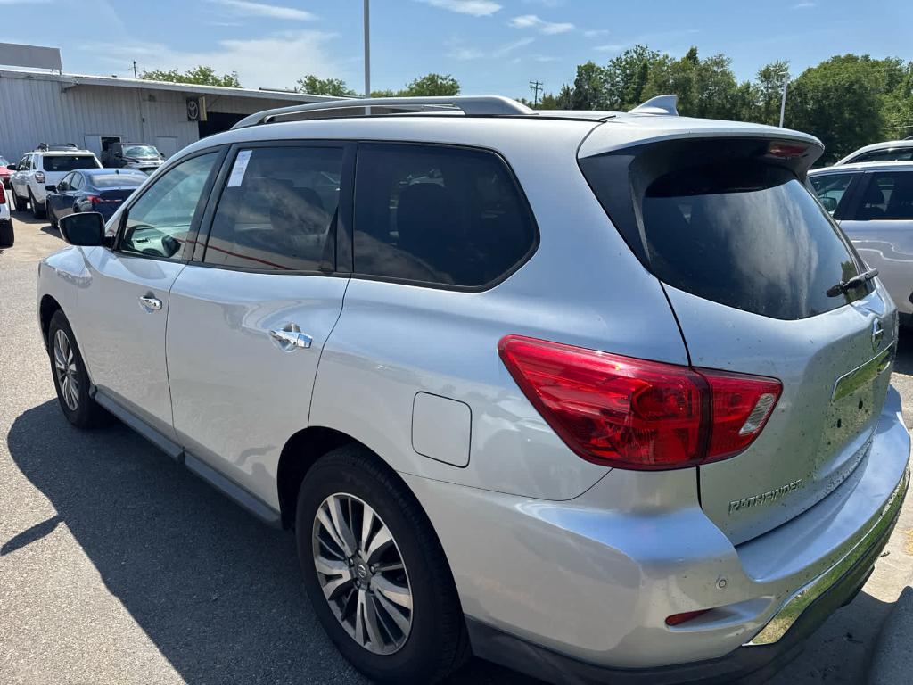 used 2020 Nissan Pathfinder car, priced at $19,631