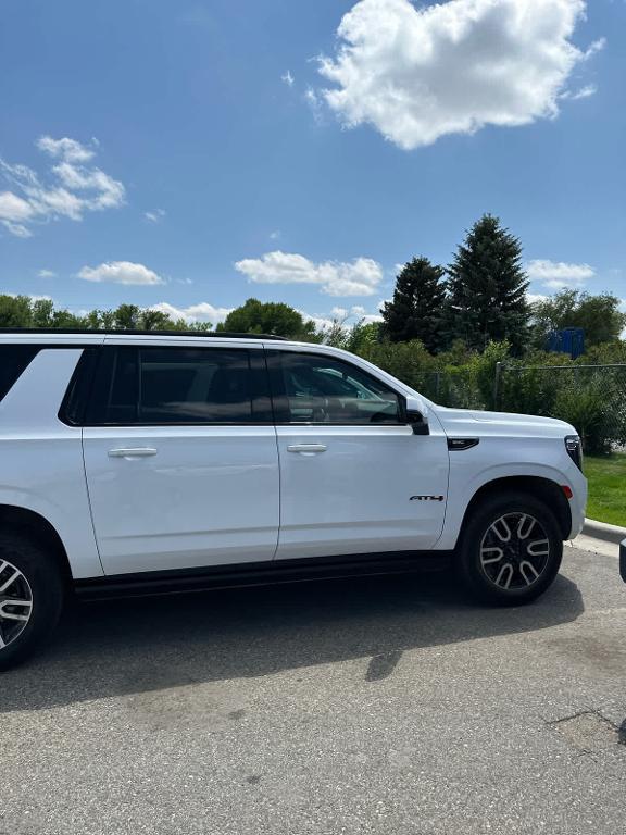 used 2021 GMC Yukon XL car, priced at $48,925