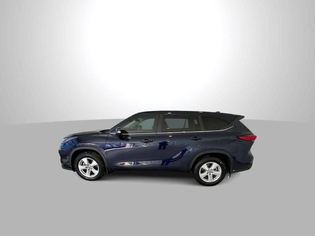 used 2023 Toyota Highlander car, priced at $36,027