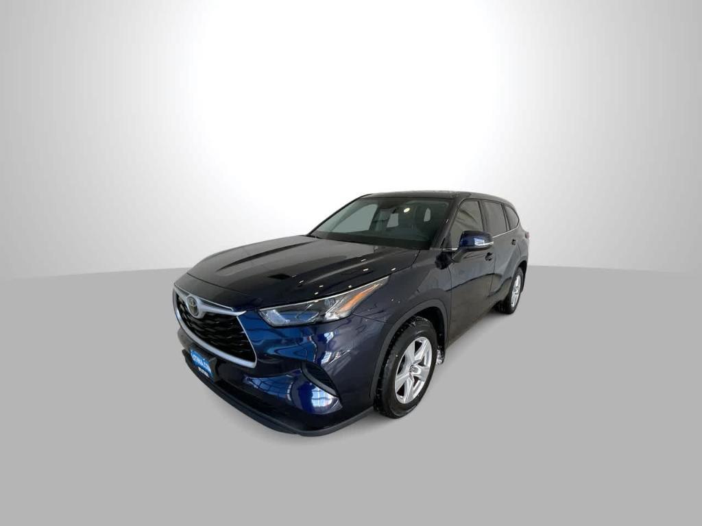 used 2023 Toyota Highlander car, priced at $36,027