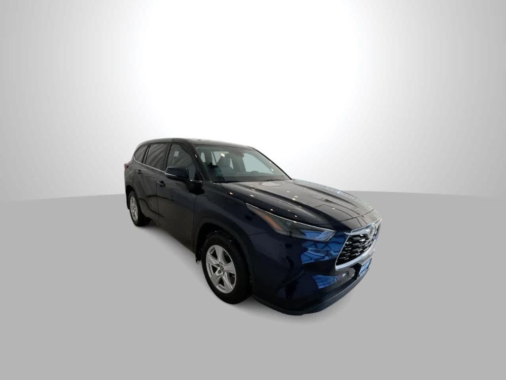 used 2023 Toyota Highlander car, priced at $36,027