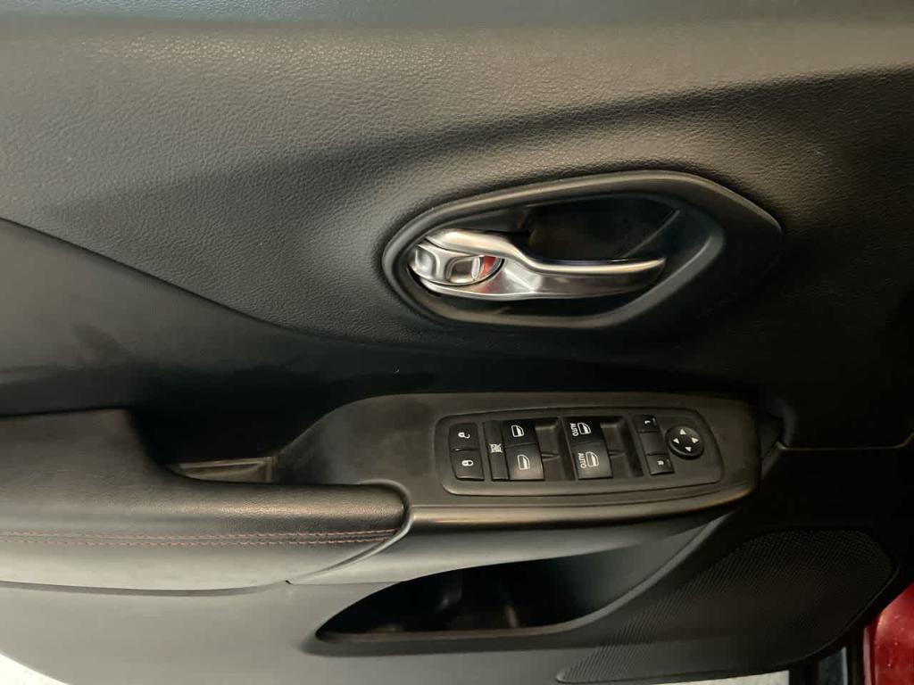 used 2019 Jeep Cherokee car, priced at $15,418