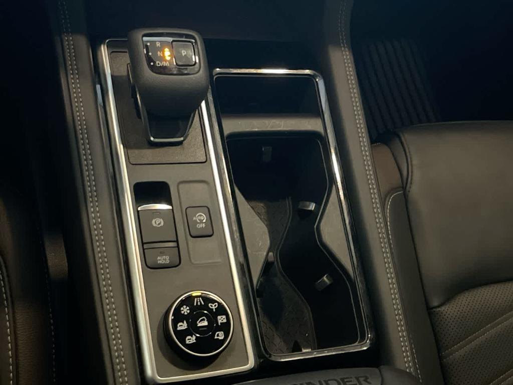 used 2024 Nissan Pathfinder car, priced at $37,078