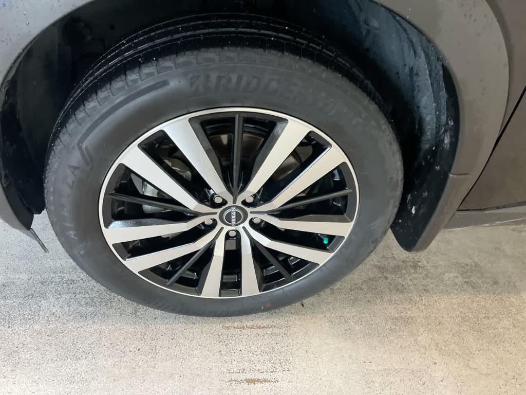 used 2024 Nissan Pathfinder car, priced at $37,078