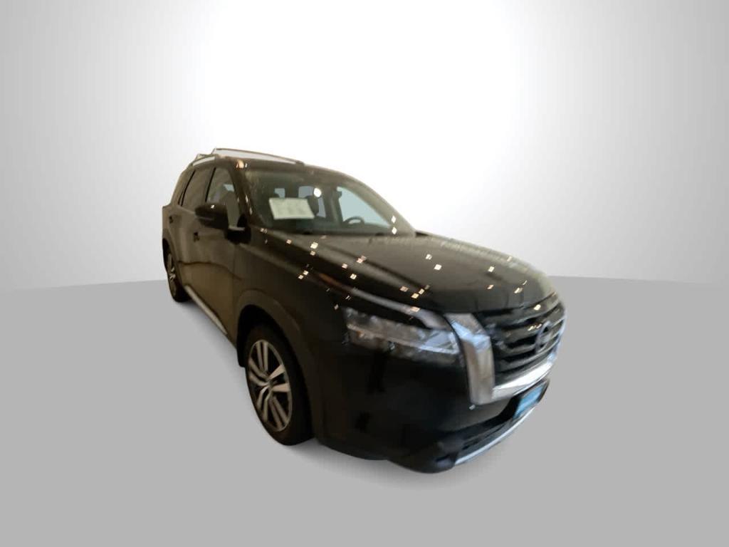 used 2024 Nissan Pathfinder car, priced at $37,078