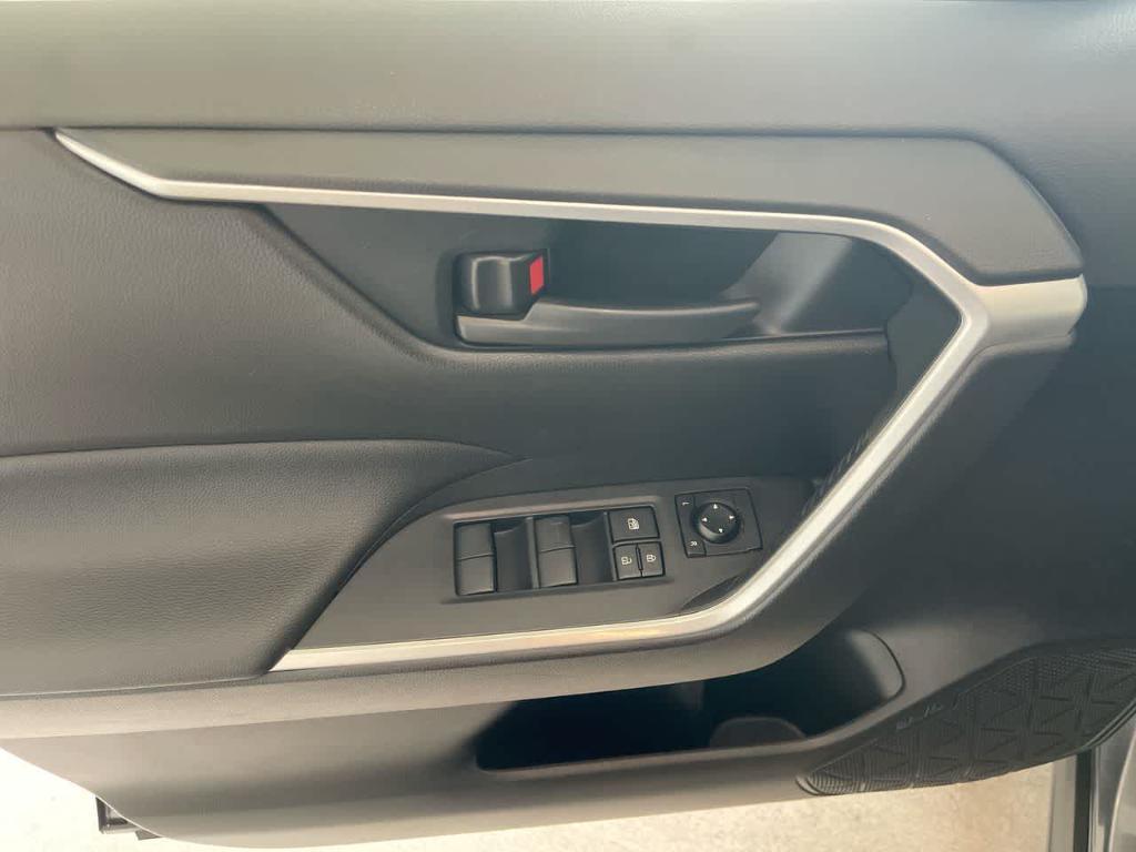 used 2021 Toyota RAV4 Hybrid car, priced at $26,472