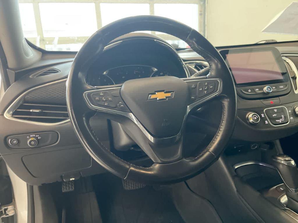 used 2018 Chevrolet Malibu car, priced at $12,058