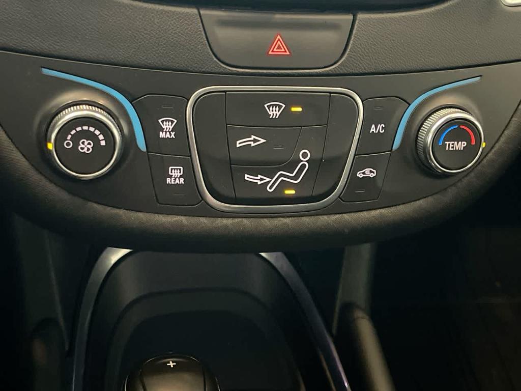 used 2018 Chevrolet Malibu car, priced at $12,058