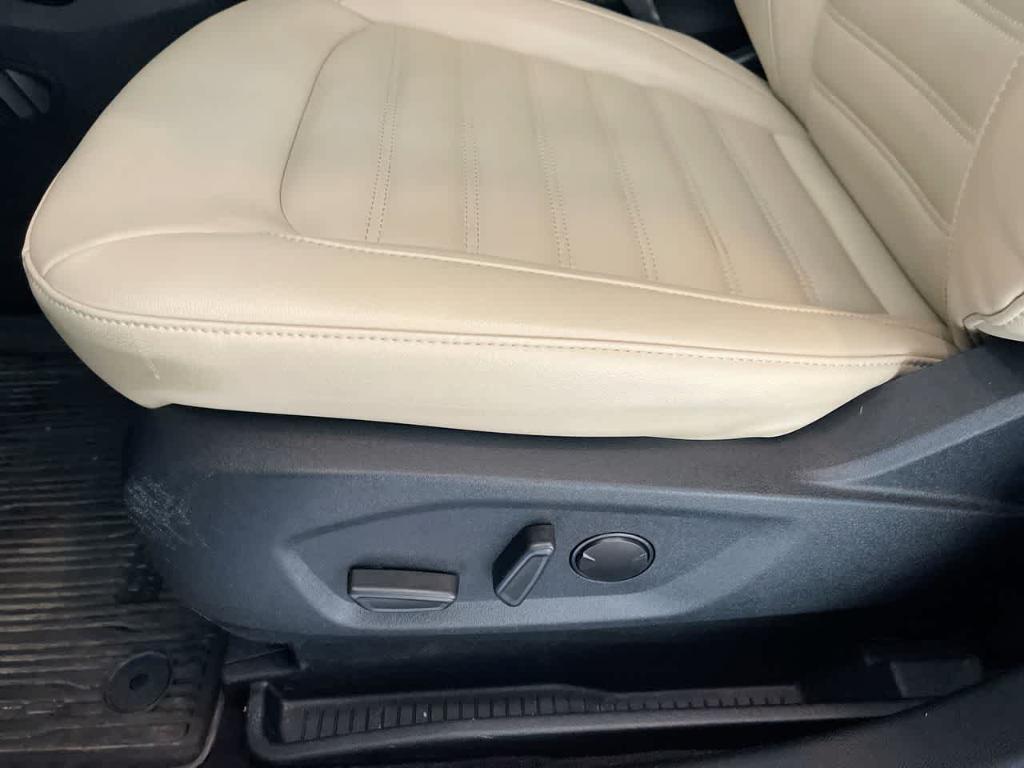 used 2021 Ford Edge car, priced at $23,410