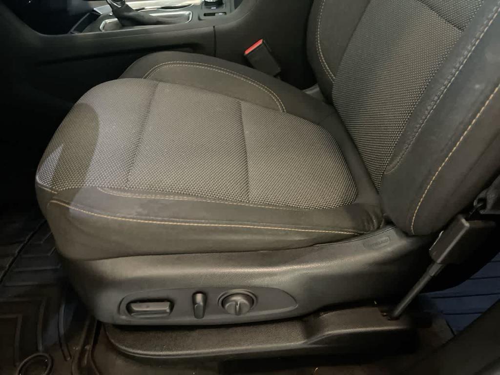 used 2020 Chevrolet Traverse car, priced at $21,880