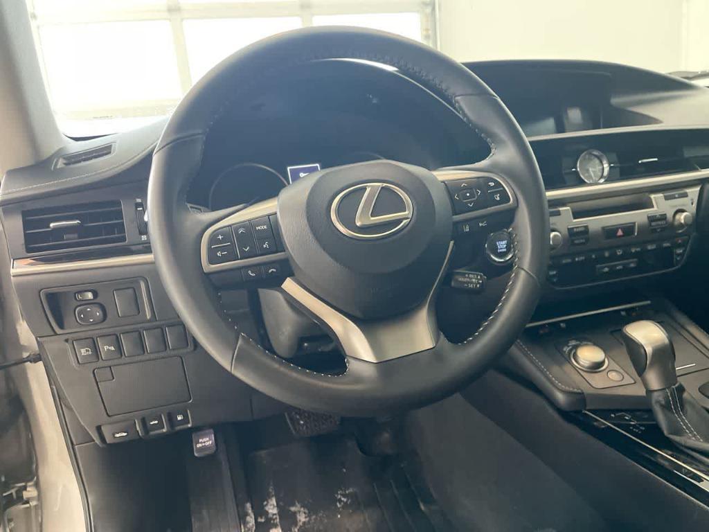 used 2017 Lexus ES 350 car, priced at $23,042
