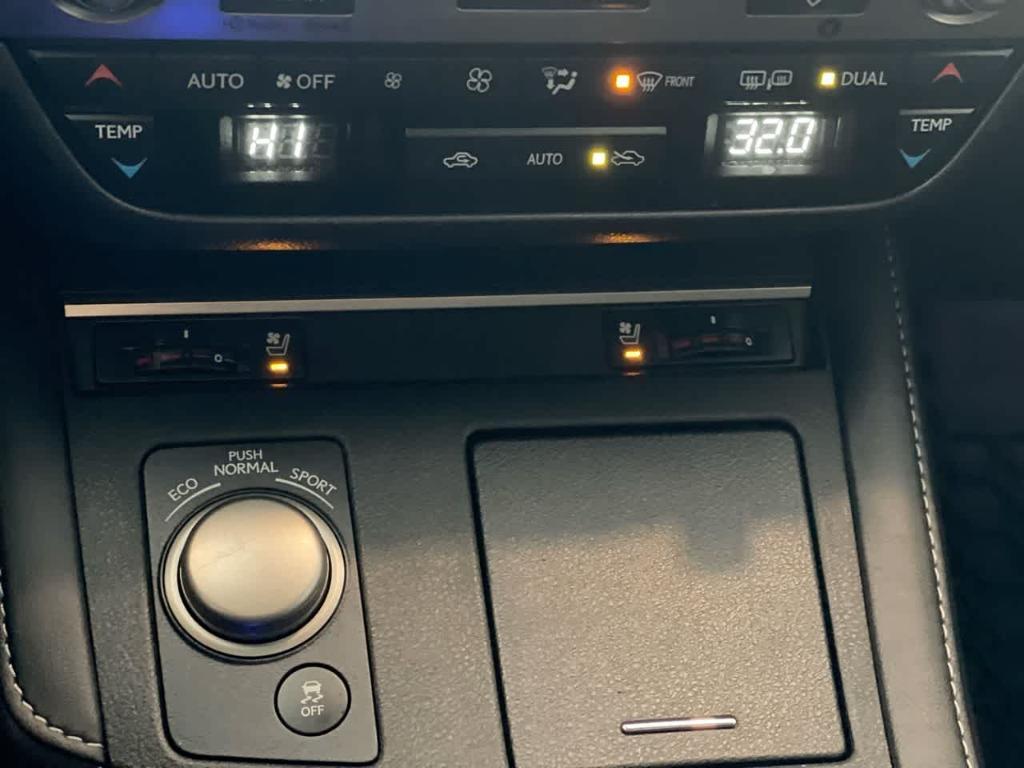 used 2017 Lexus ES 350 car, priced at $23,042