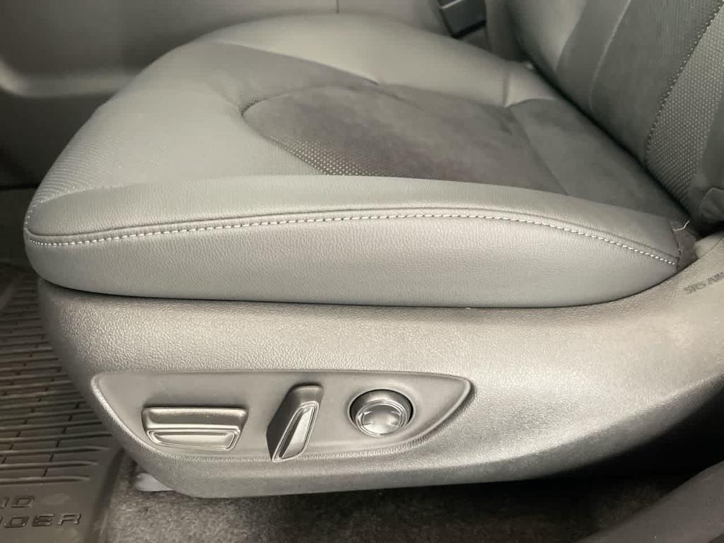 new 2026 Toyota Highlander car, priced at $62,073