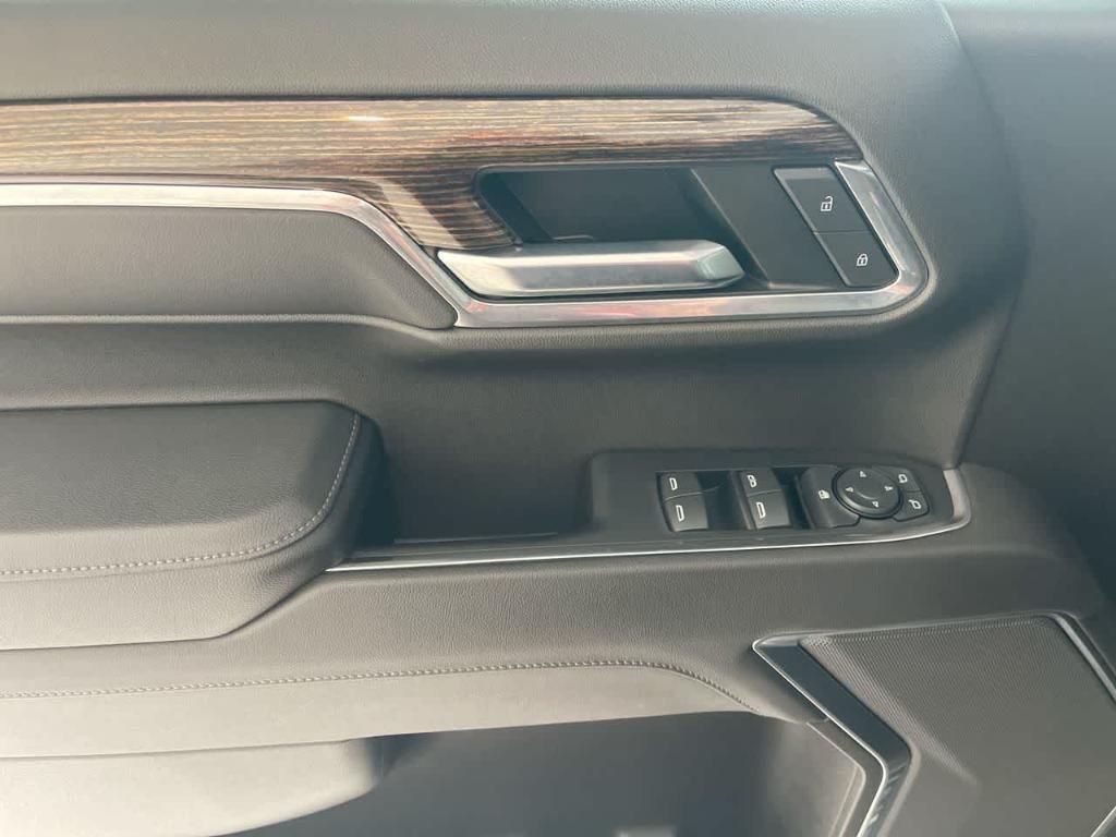 used 2022 GMC Sierra 1500 car, priced at $36,364