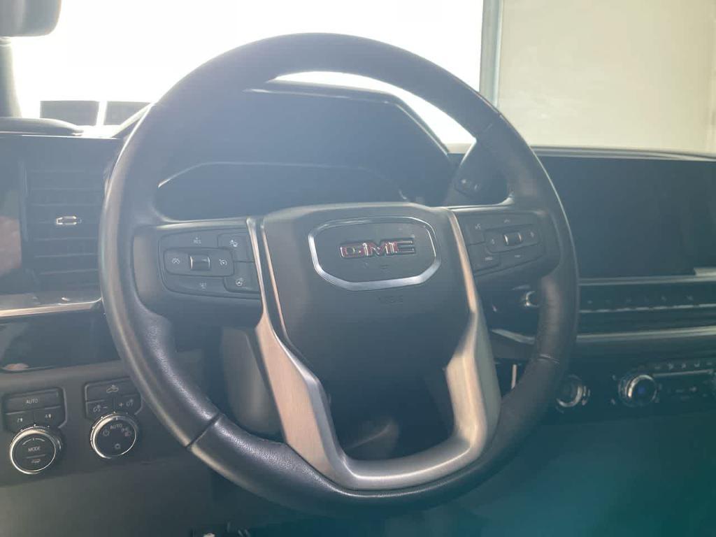 used 2022 GMC Sierra 1500 car, priced at $36,364