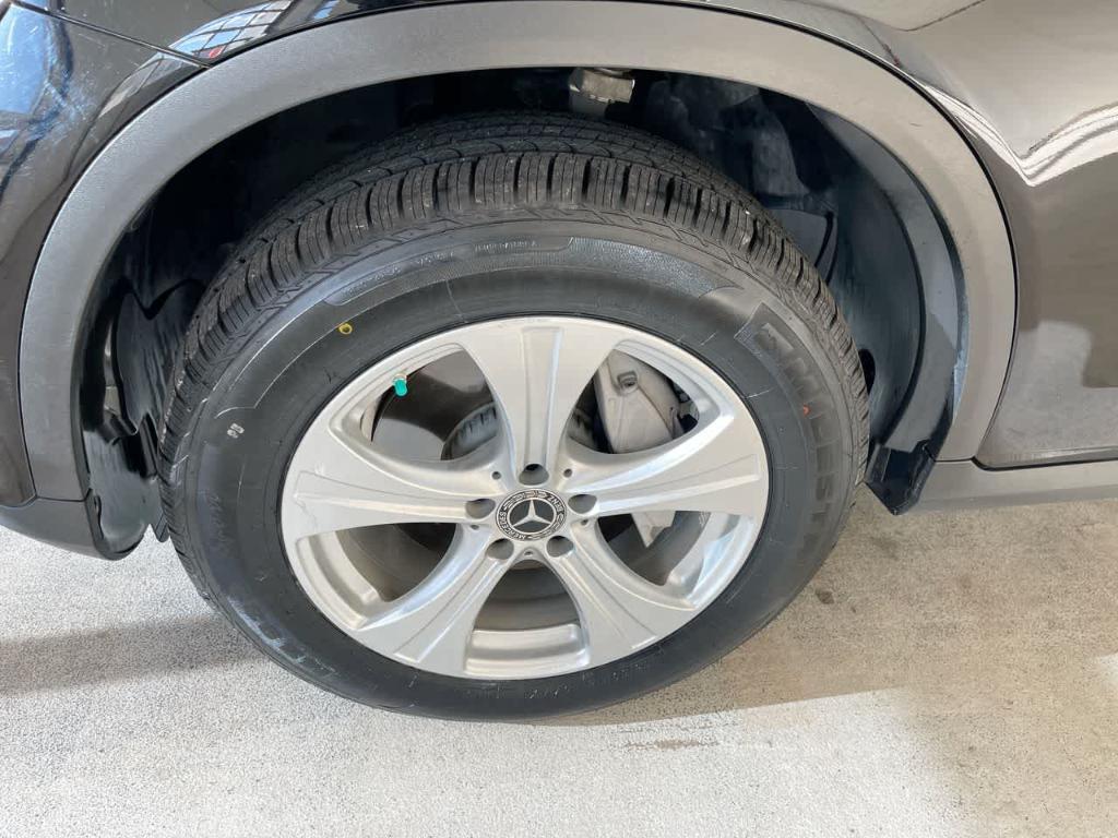 used 2017 Mercedes-Benz GLC 300 car, priced at $17,798