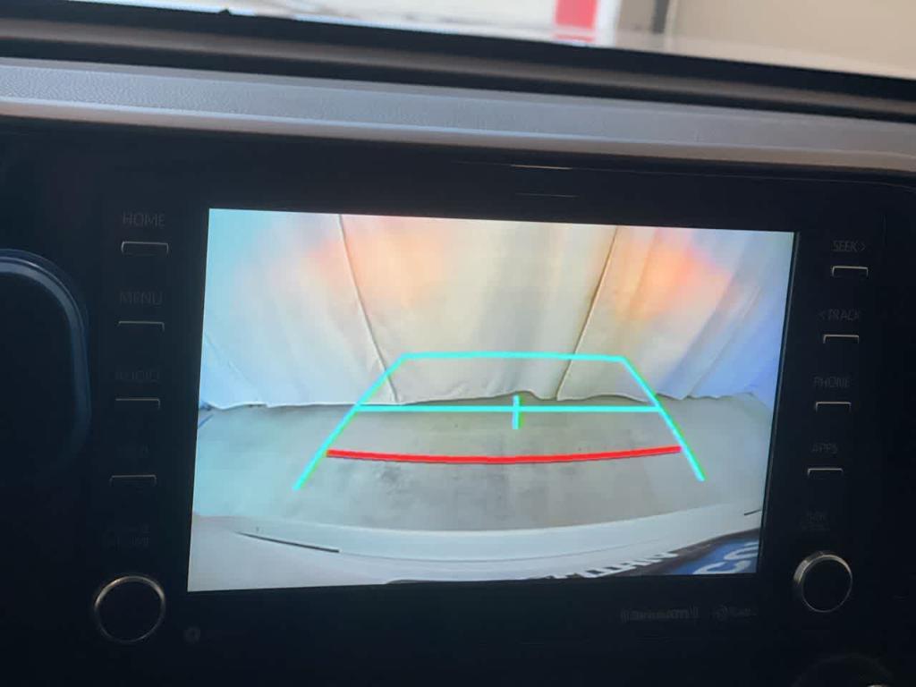 used 2020 Toyota Highlander car, priced at $26,512