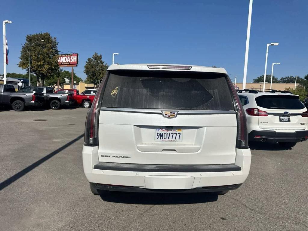 used 2020 Cadillac Escalade car, priced at $37,433