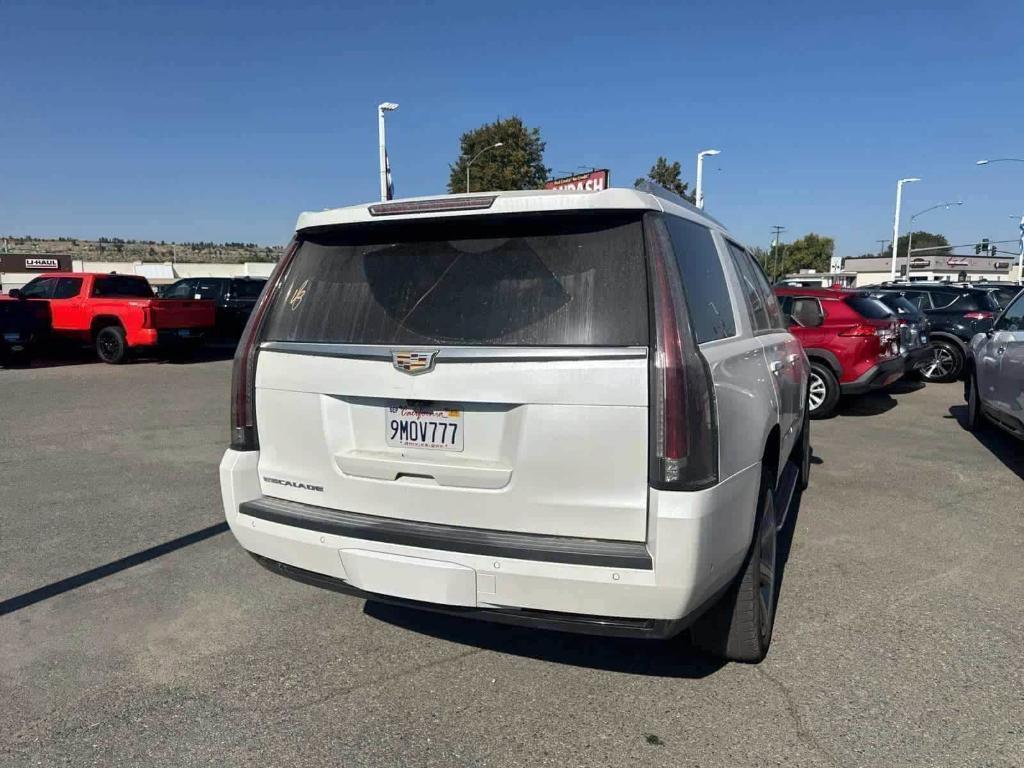 used 2020 Cadillac Escalade car, priced at $37,433