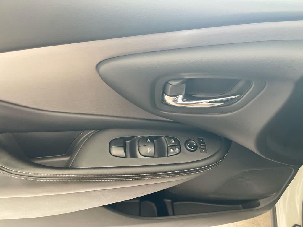 used 2023 Nissan Murano car, priced at $20,102