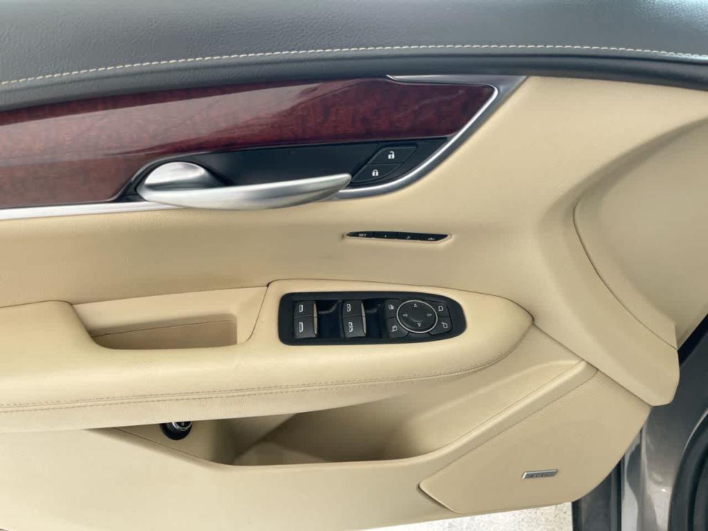 used 2018 Cadillac XT5 car, priced at $22,338