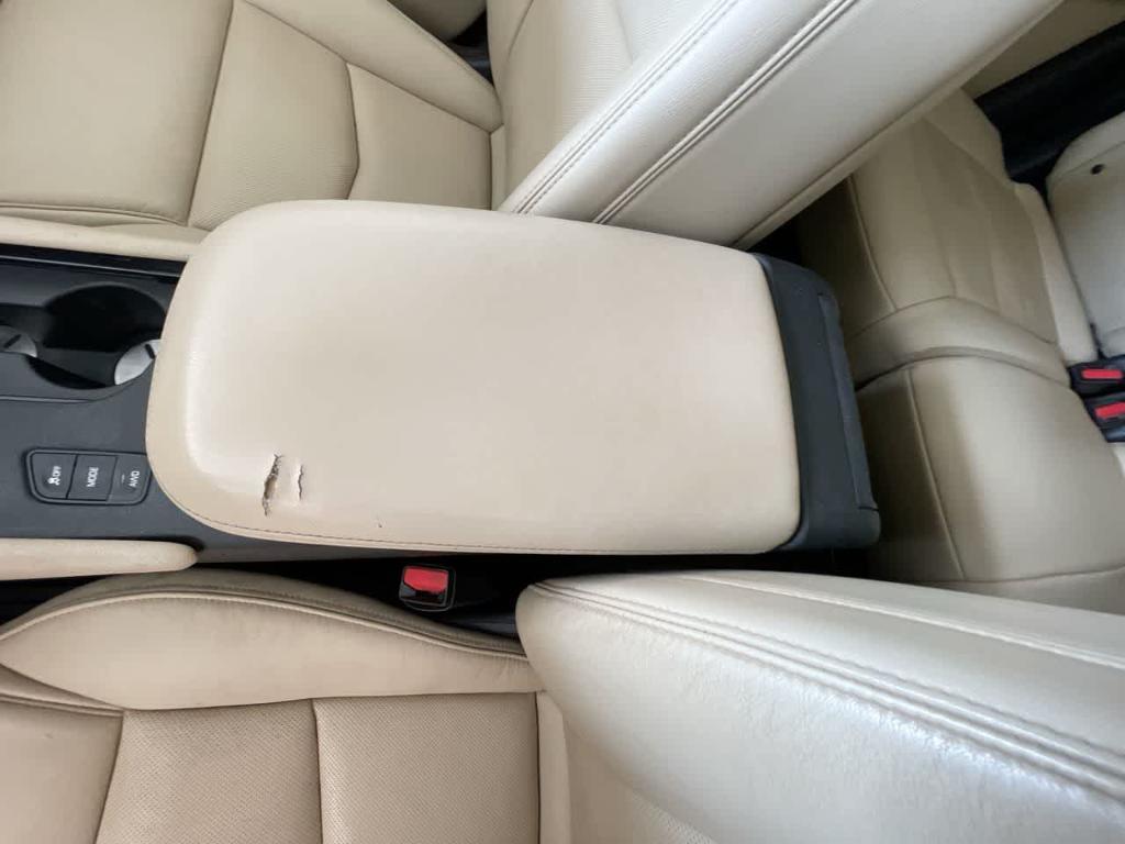 used 2018 Cadillac XT5 car, priced at $22,338
