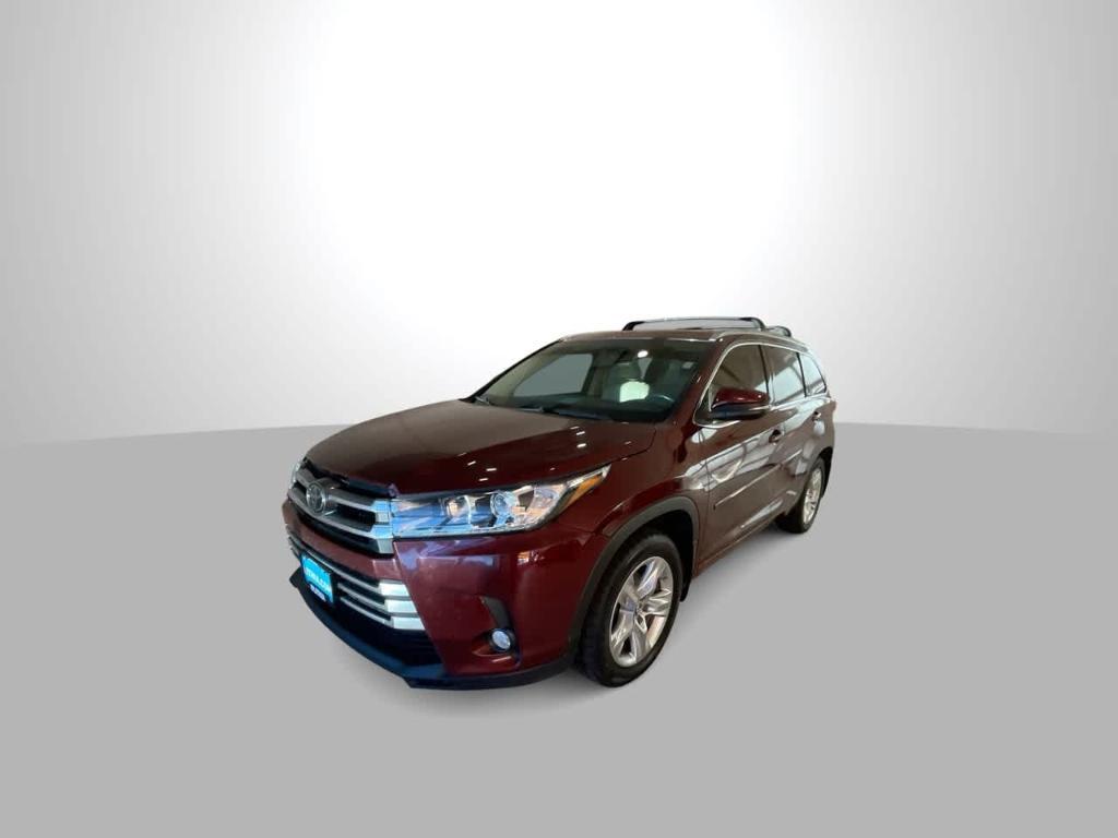 used 2017 Toyota Highlander car, priced at $24,124