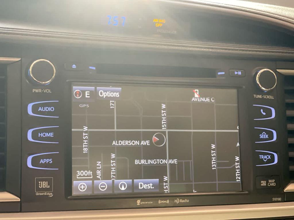 used 2017 Toyota Highlander car, priced at $24,124