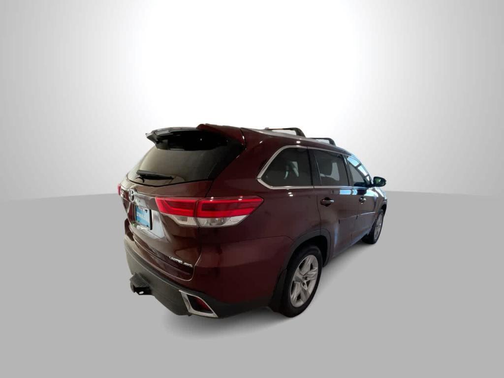 used 2017 Toyota Highlander car, priced at $24,124