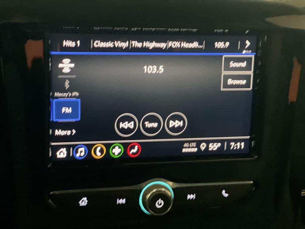 used 2020 Chevrolet Traverse car, priced at $23,148