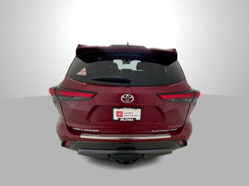 used 2023 Toyota Highlander car, priced at $45,523