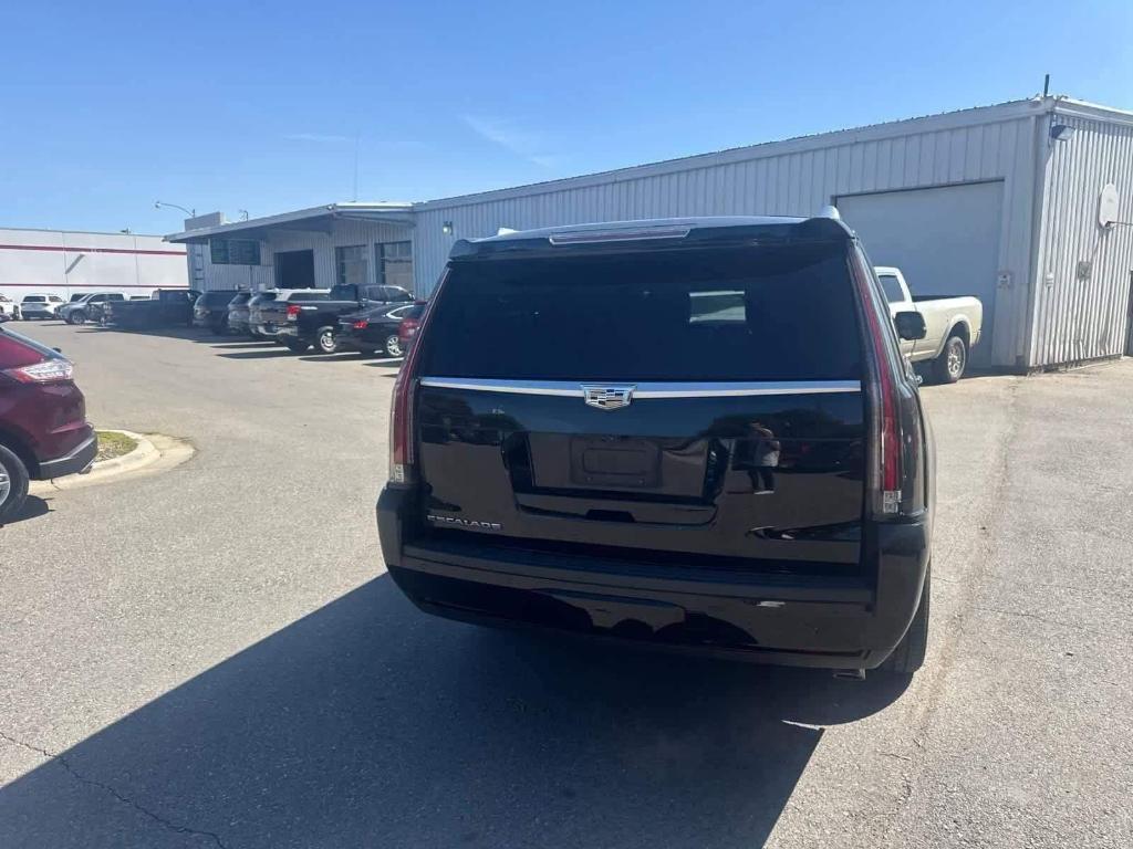 used 2017 Cadillac Escalade ESV car, priced at $33,579