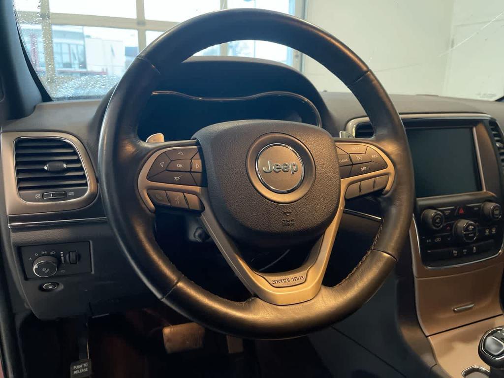used 2015 Jeep Grand Cherokee car, priced at $11,106