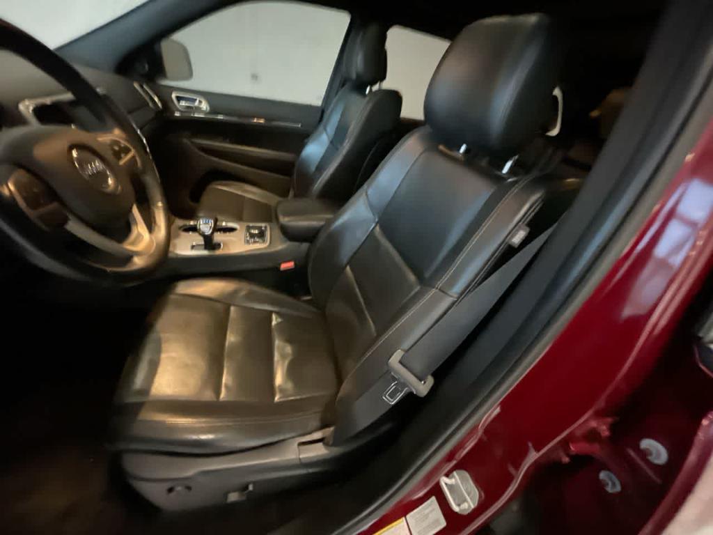 used 2015 Jeep Grand Cherokee car, priced at $11,106