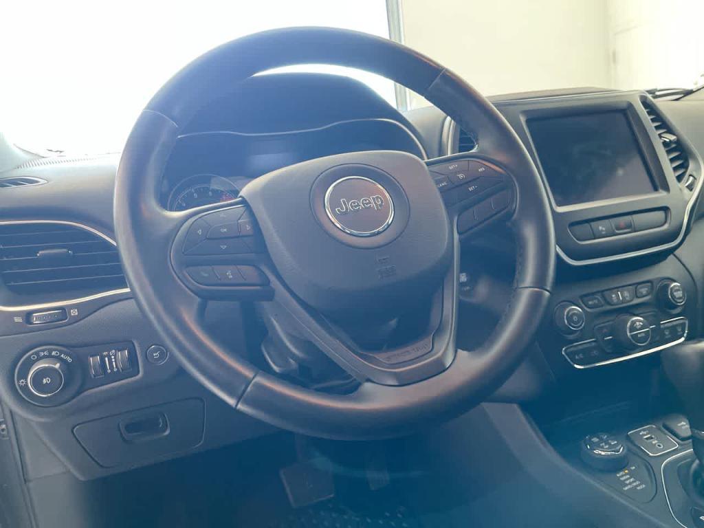 used 2020 Jeep Cherokee car, priced at $22,111