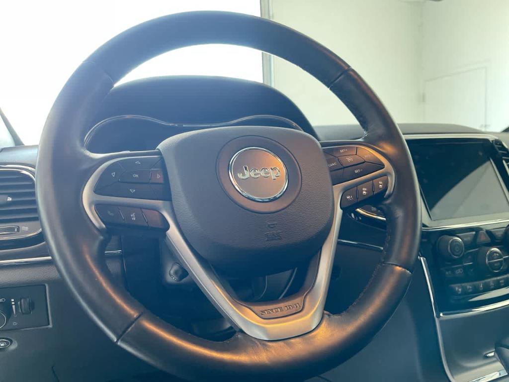 used 2021 Jeep Grand Cherokee car, priced at $26,754
