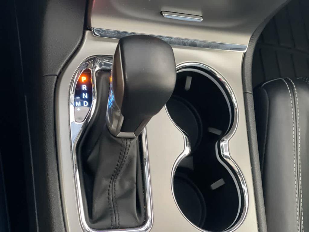 used 2021 Jeep Grand Cherokee car, priced at $26,754
