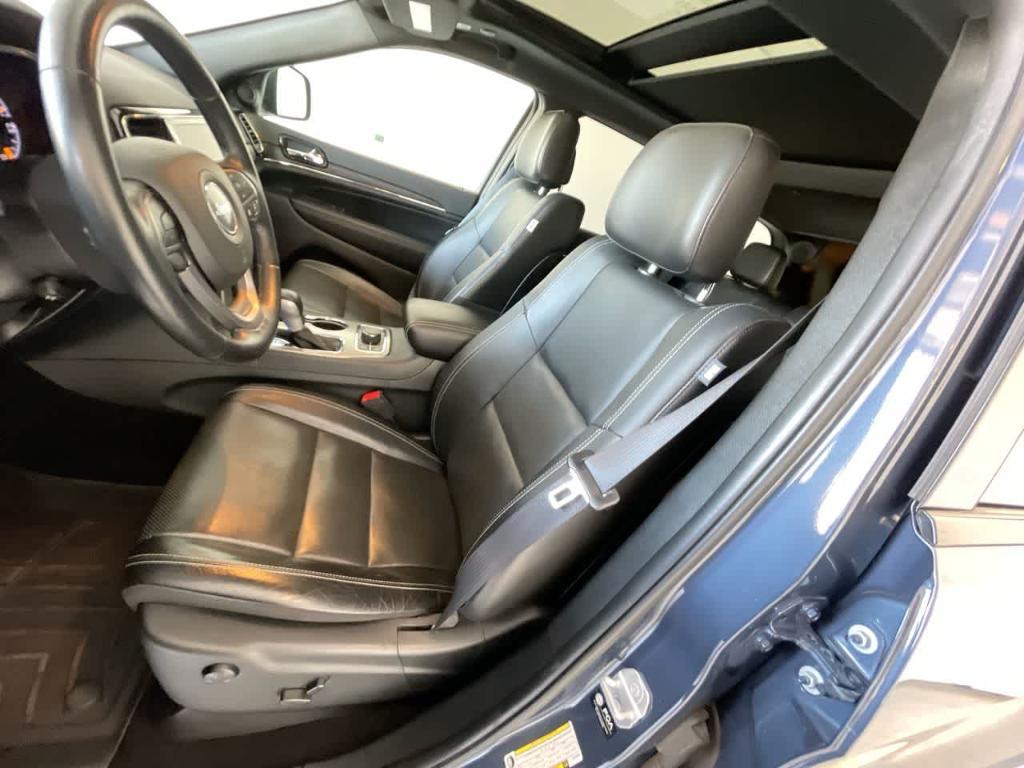used 2021 Jeep Grand Cherokee car, priced at $26,754