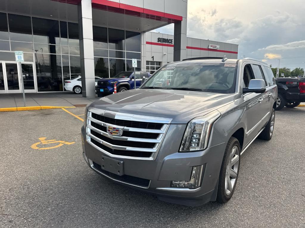 used 2019 Cadillac Escalade ESV car, priced at $34,590