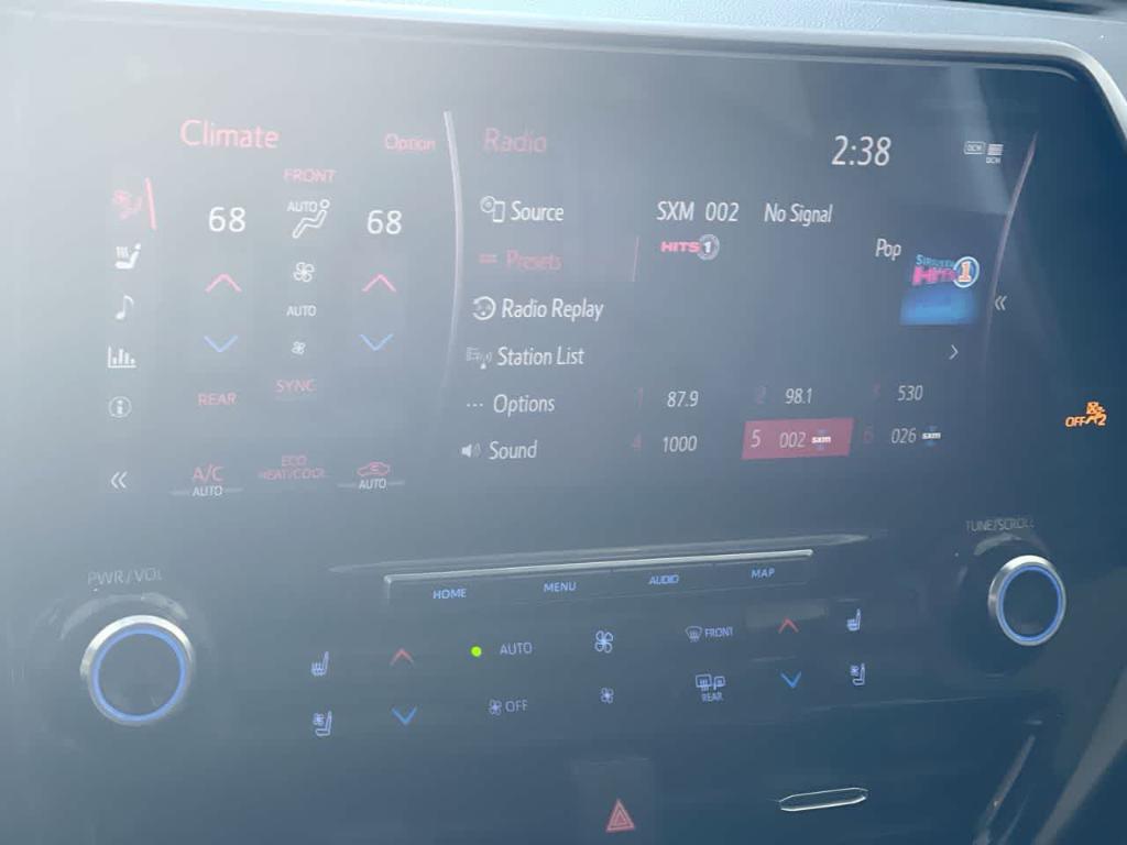 used 2020 Toyota Highlander Hybrid car, priced at $27,701