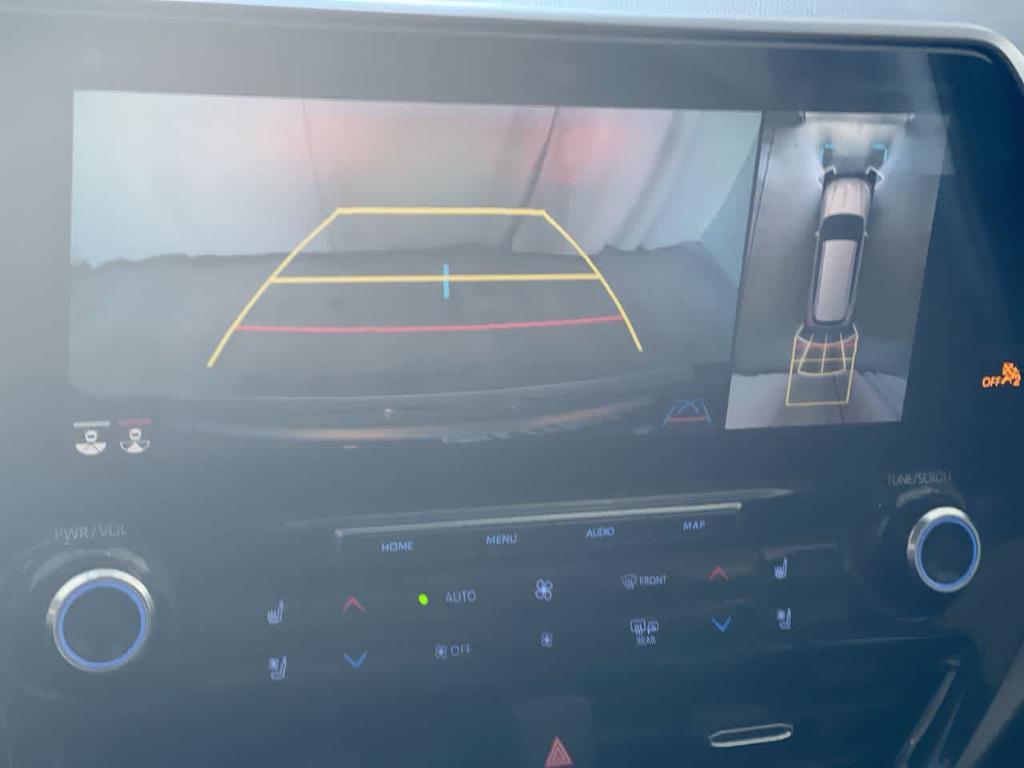 used 2020 Toyota Highlander Hybrid car, priced at $27,701