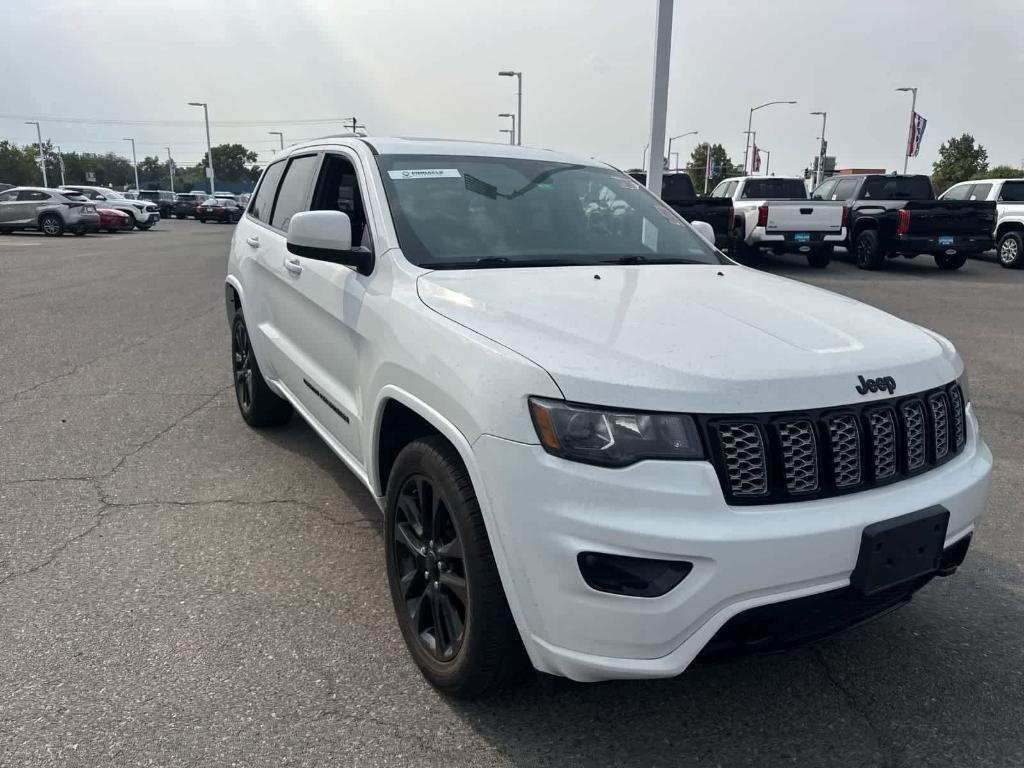used 2018 Jeep Grand Cherokee car, priced at $18,636