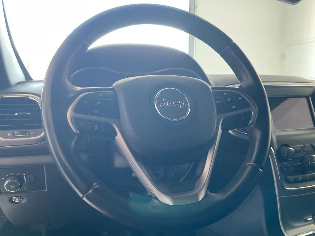 used 2021 Jeep Grand Cherokee car, priced at $20,644