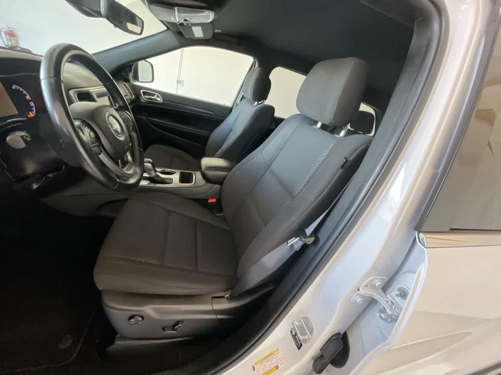 used 2021 Jeep Grand Cherokee car, priced at $20,644