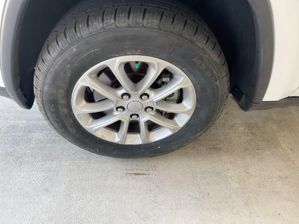 used 2021 Jeep Grand Cherokee car, priced at $20,644