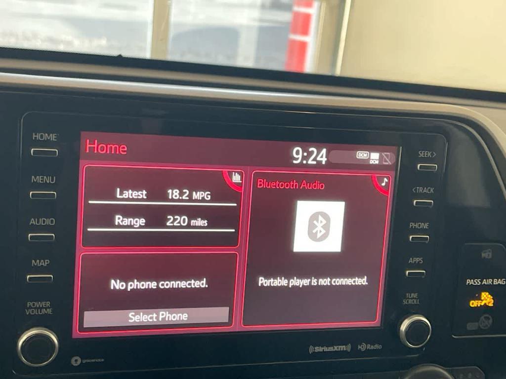 used 2020 Toyota Highlander car, priced at $22,735