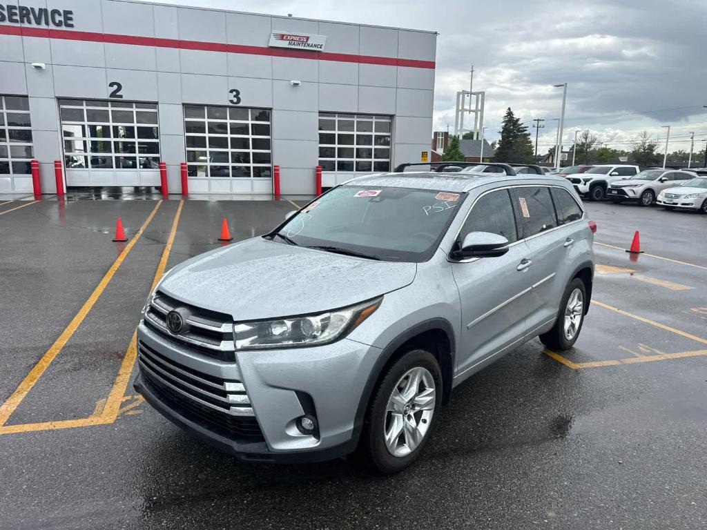 used 2019 Toyota Highlander car, priced at $30,817