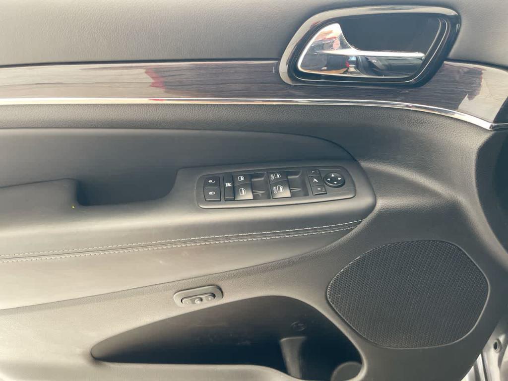 used 2020 Jeep Grand Cherokee car, priced at $22,985